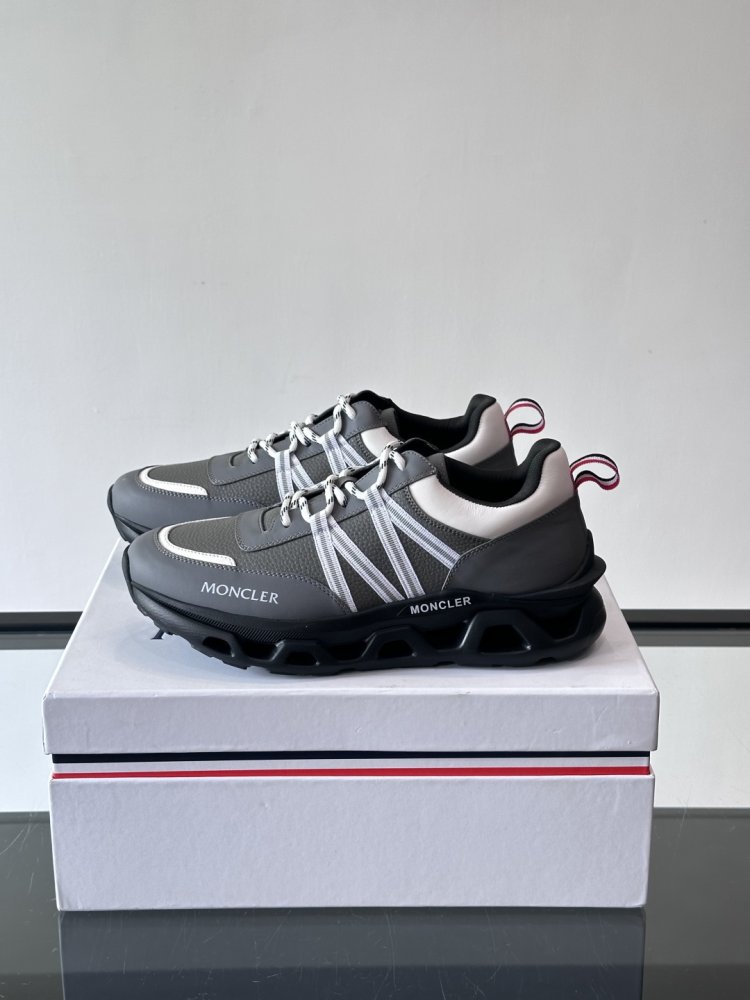 Кроссовки фото 3