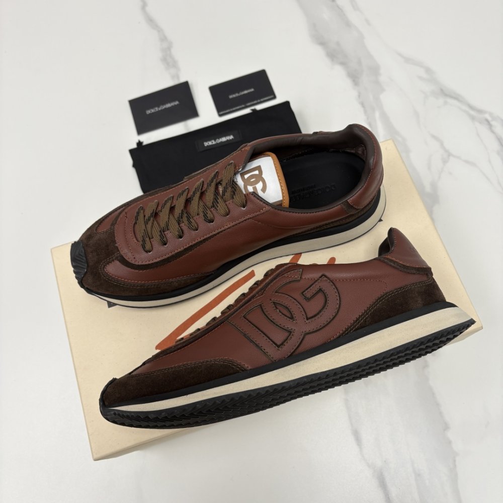 Кросівки фото 3