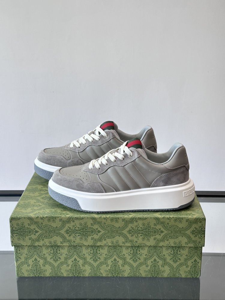 Кросівки фото 3