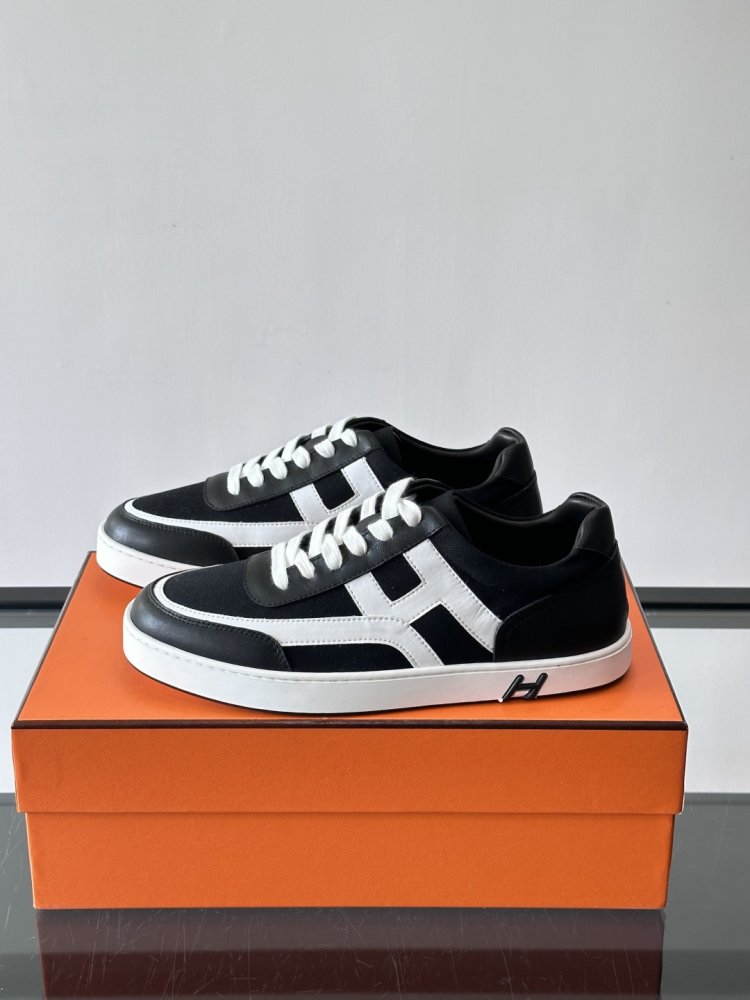 Кросівки фото 3