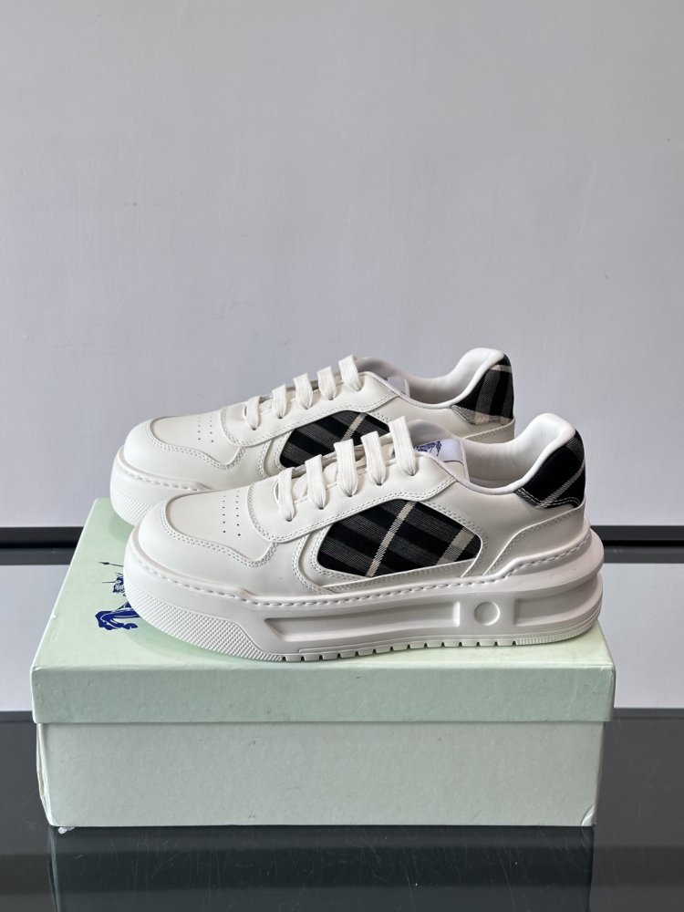 Кросівки фото 3