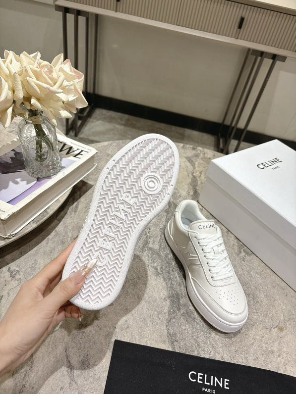 Кросівки фото 4