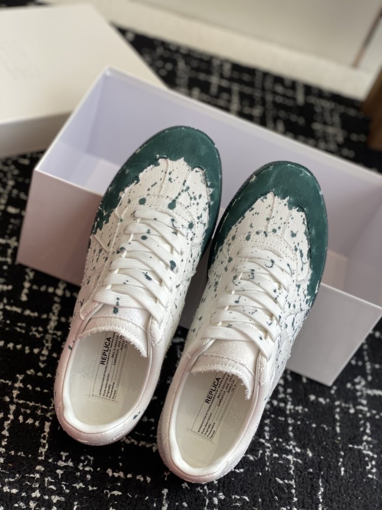 Кроссовки фото 4