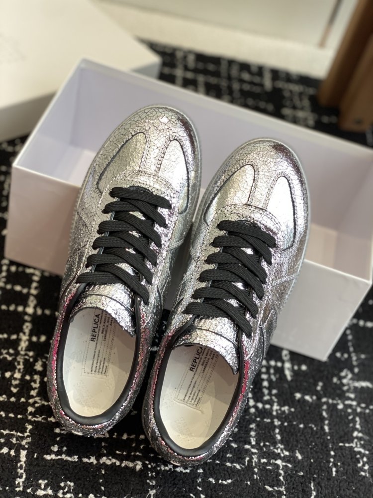 Кроссовки фото 4