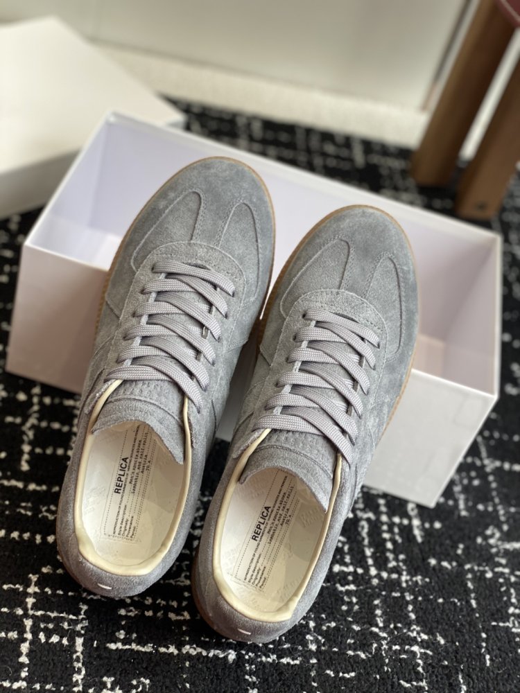 Кроссовки фото 4