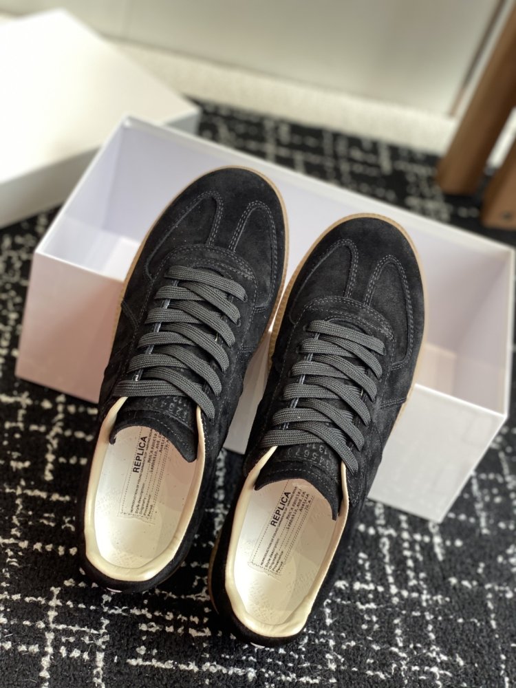 Кроссовки фото 4