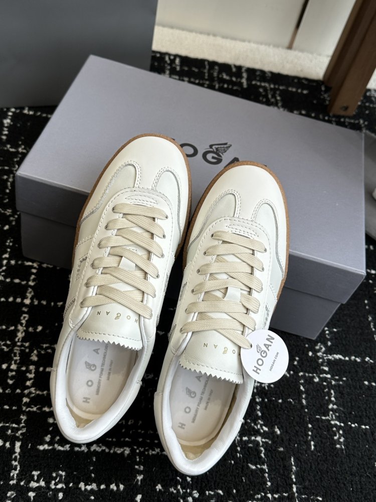 Кросівки фото 4