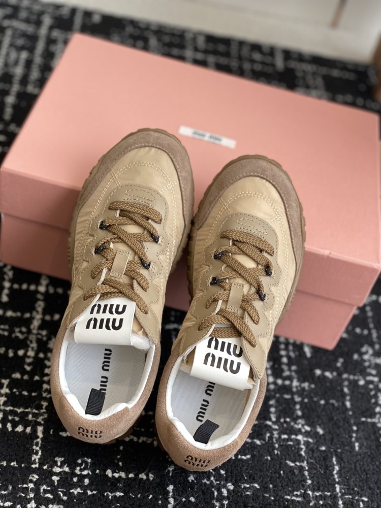 Кроссовки фото 4