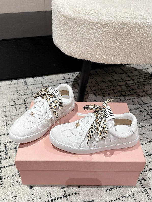 Кроссовки фото 4