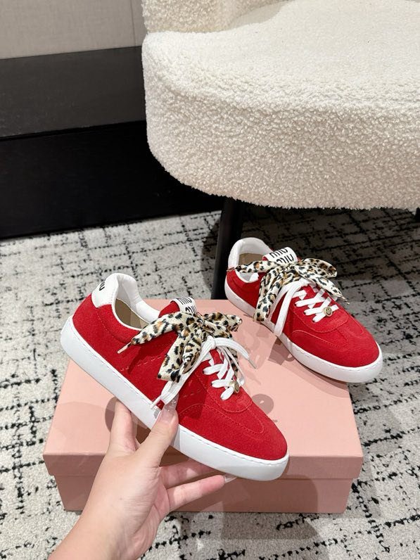 Кроссовки фото 4