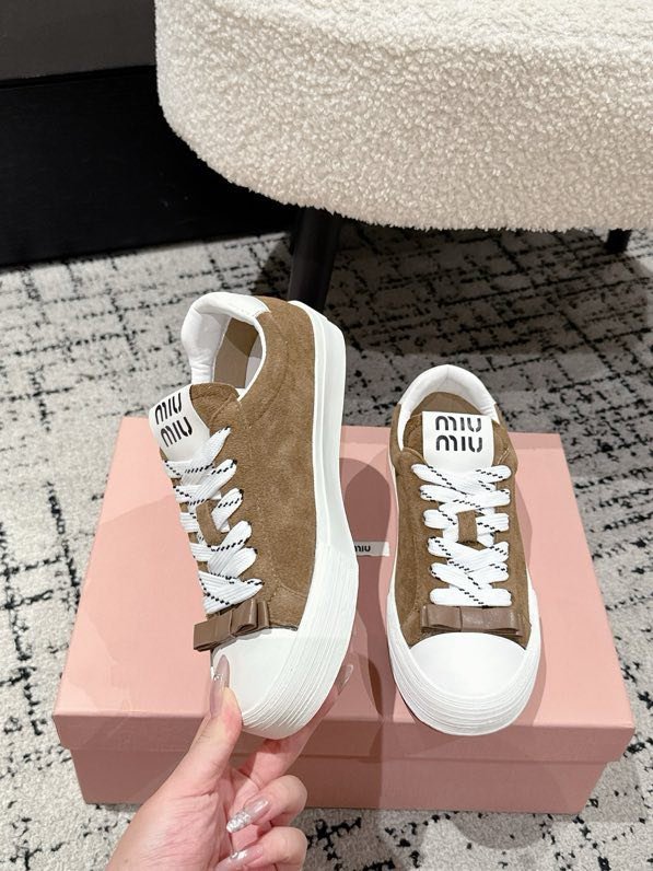 Кроссовки фото 4