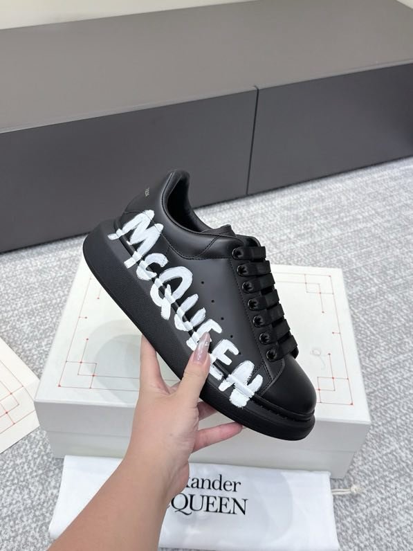 Кроссовки фото 4