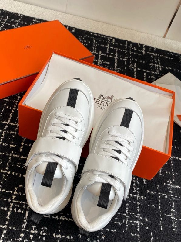 Кросівки фото 4