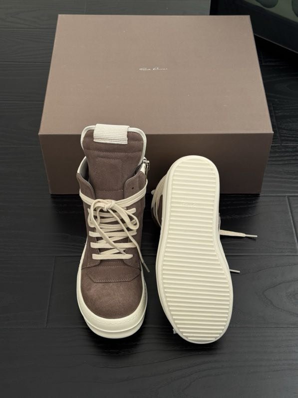 Кросівки фото 4