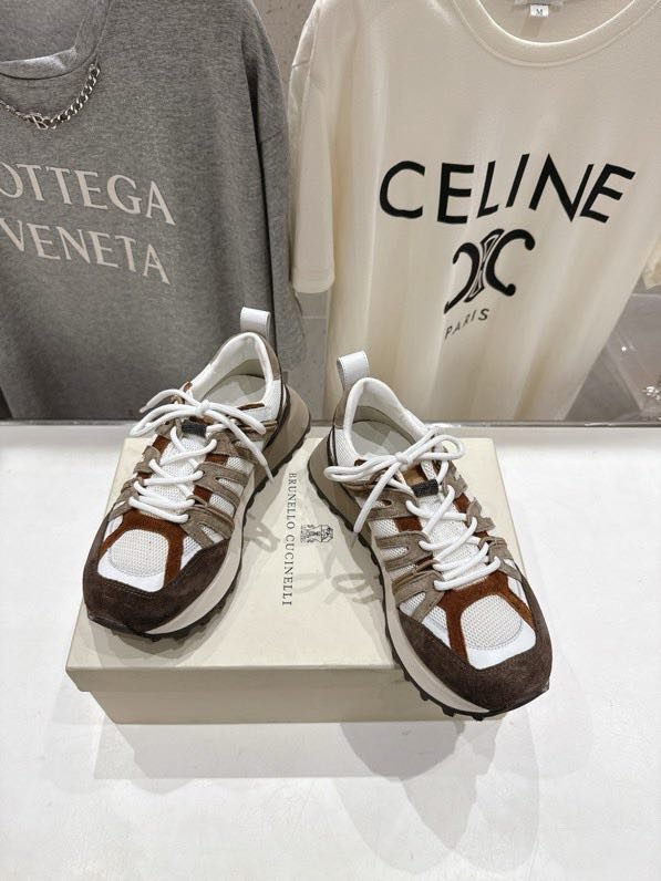 Кроссовки фото 4