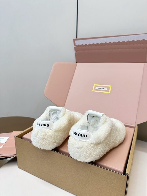 Кроссовки фото 4