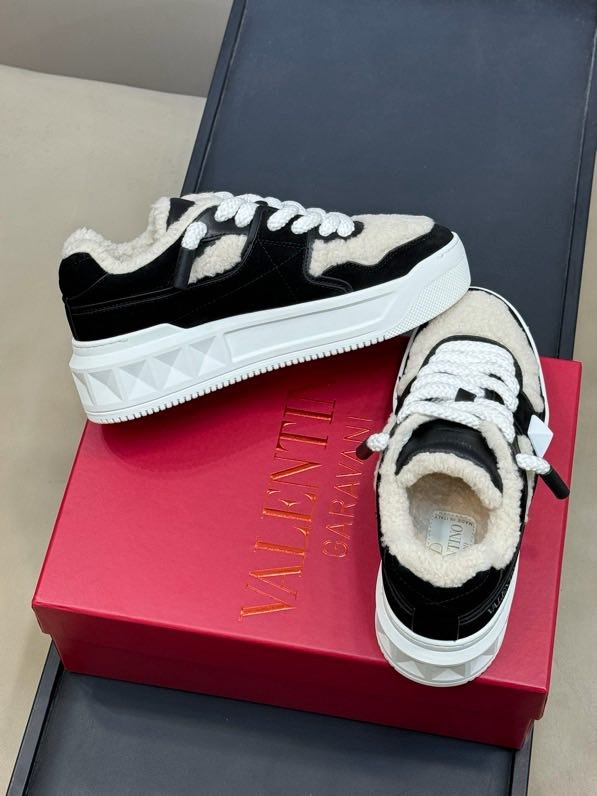 Кроссовки фото 4