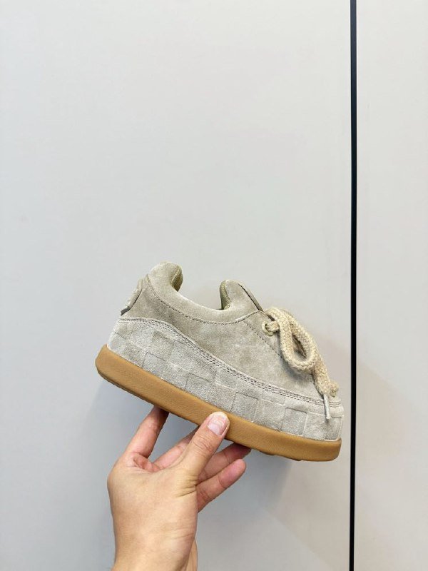 Кроссовки фото 4