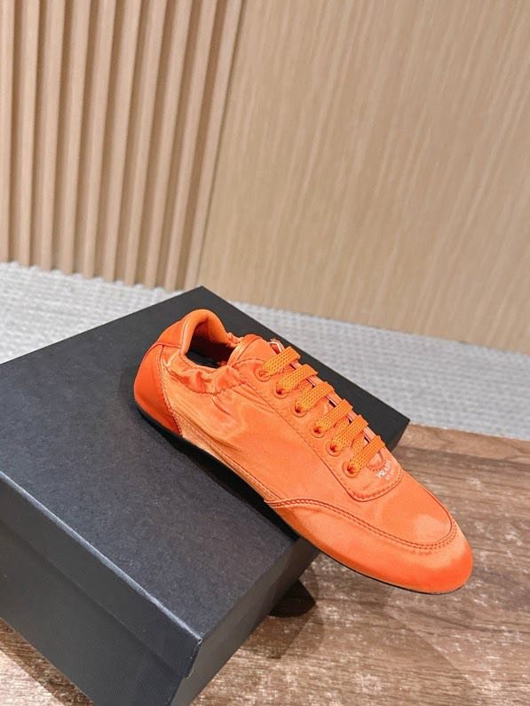 Кроссовки фото 4