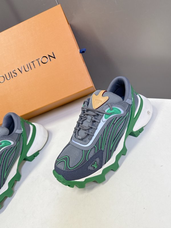 Кроссовки фото 4