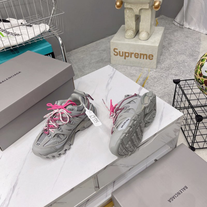 Кроссовки фото 4