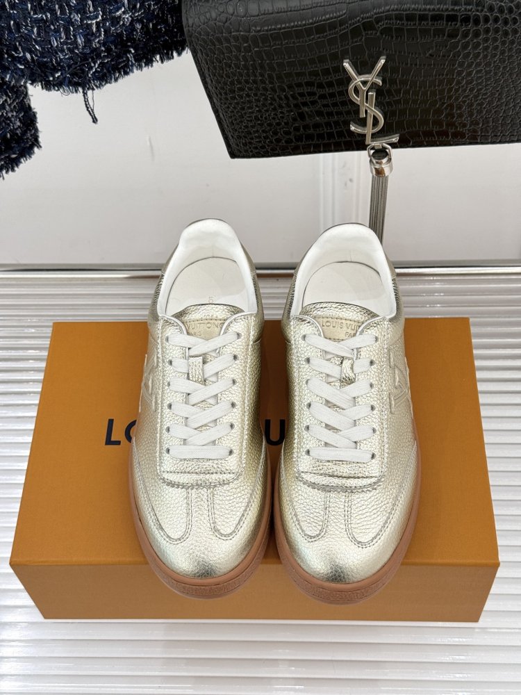 Кроссовки фото 4