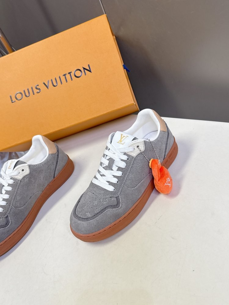 Кроссовки фото 4