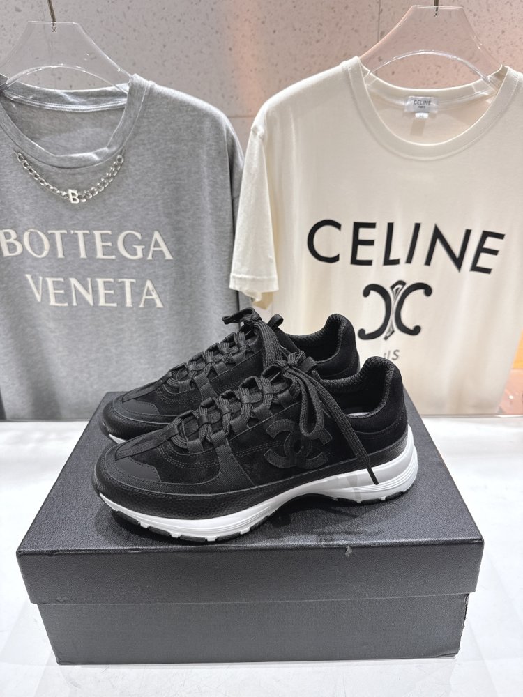 Кроссовки фото 4