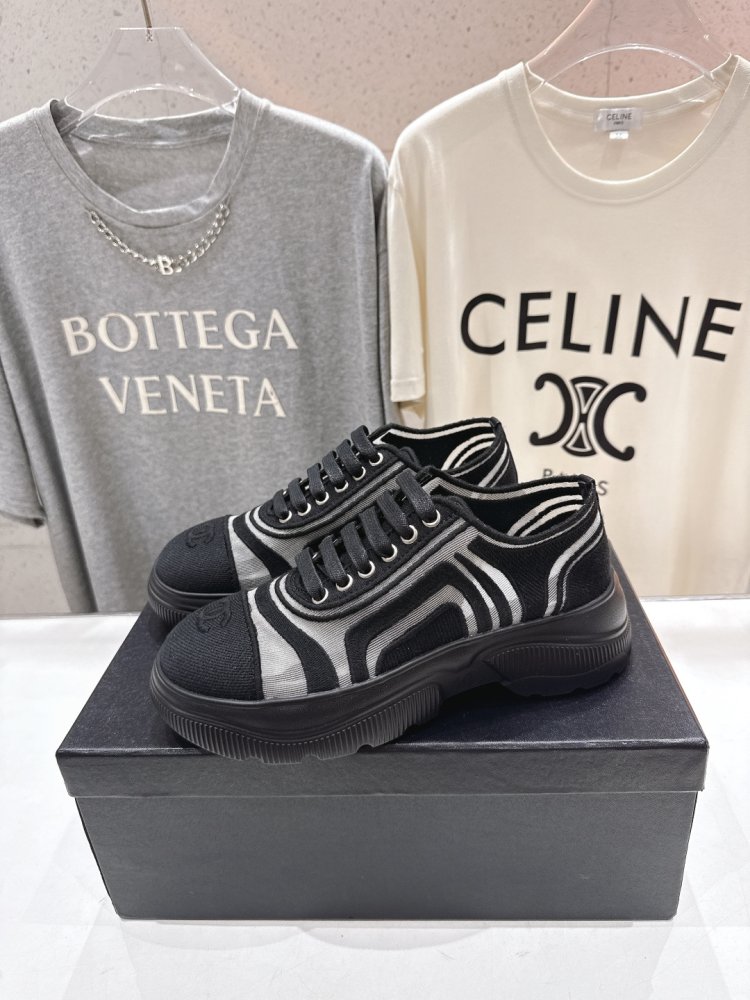 Кроссовки фото 4