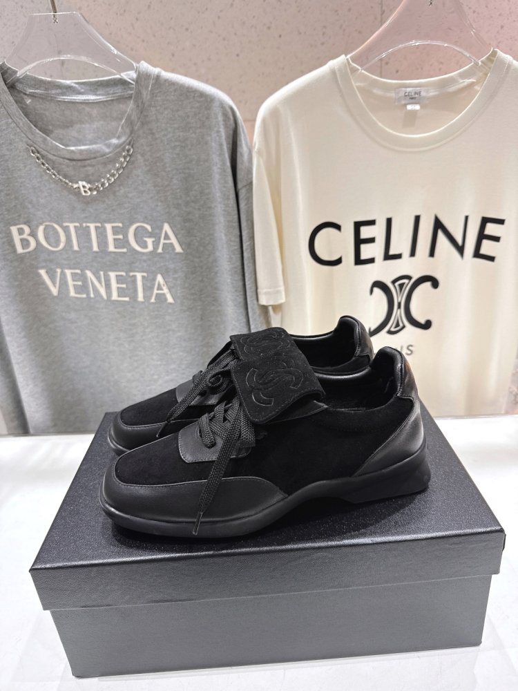 Кроссовки фото 4