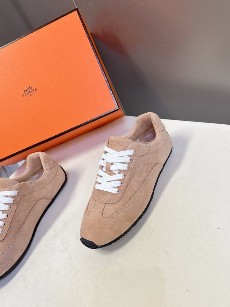 Кроссовки фото 4