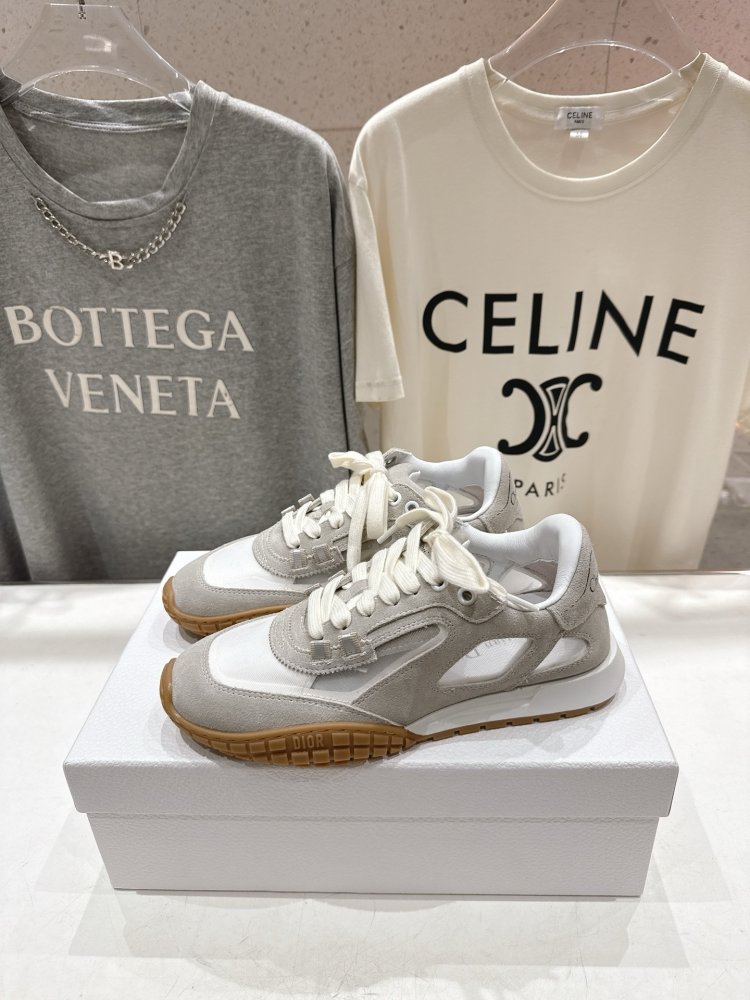 Кроссовки фото 4