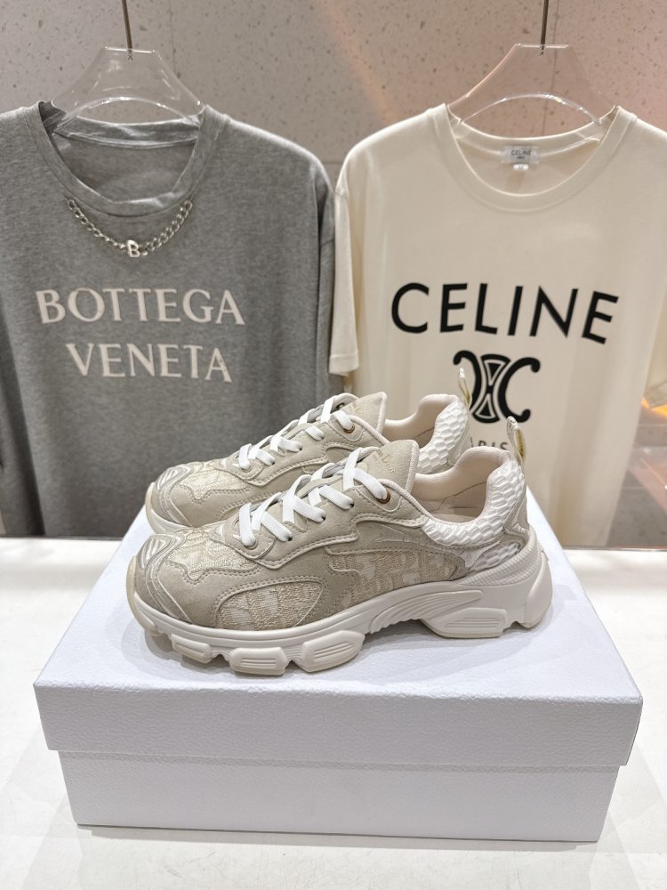 Кроссовки фото 4