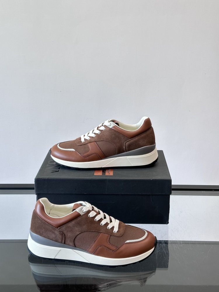 Кросівки фото 4