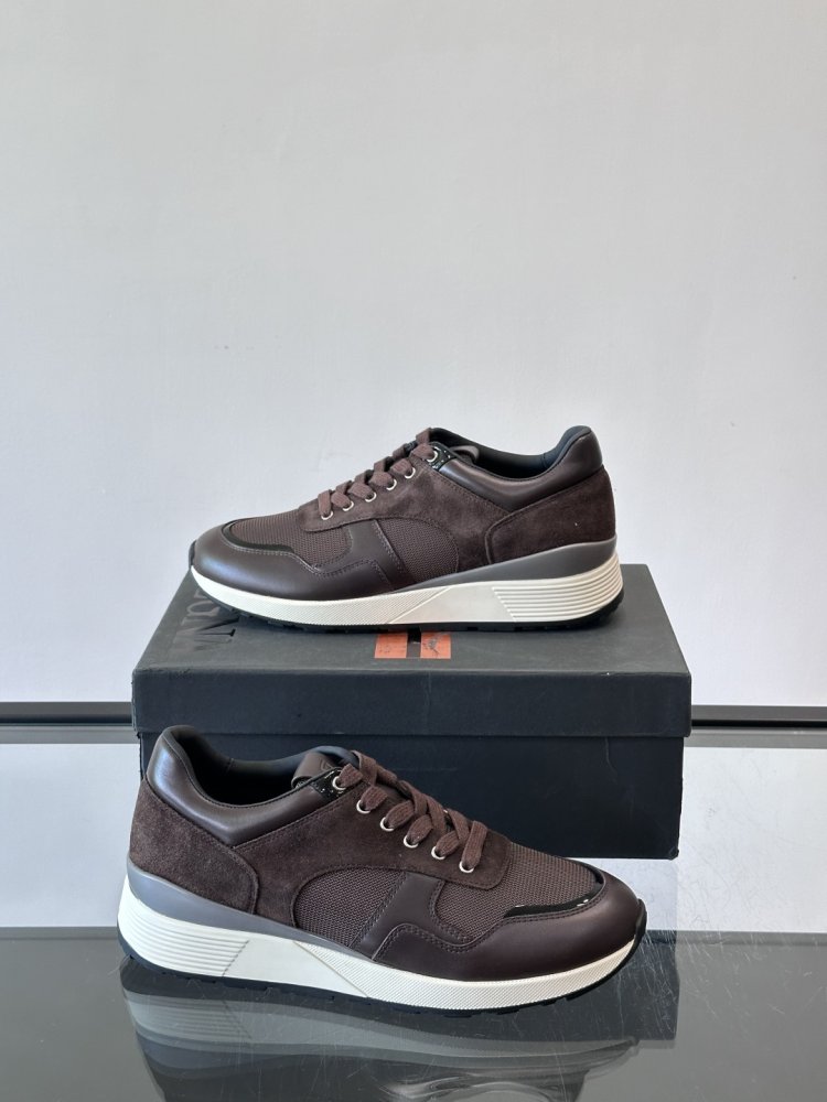 Кросівки фото 4