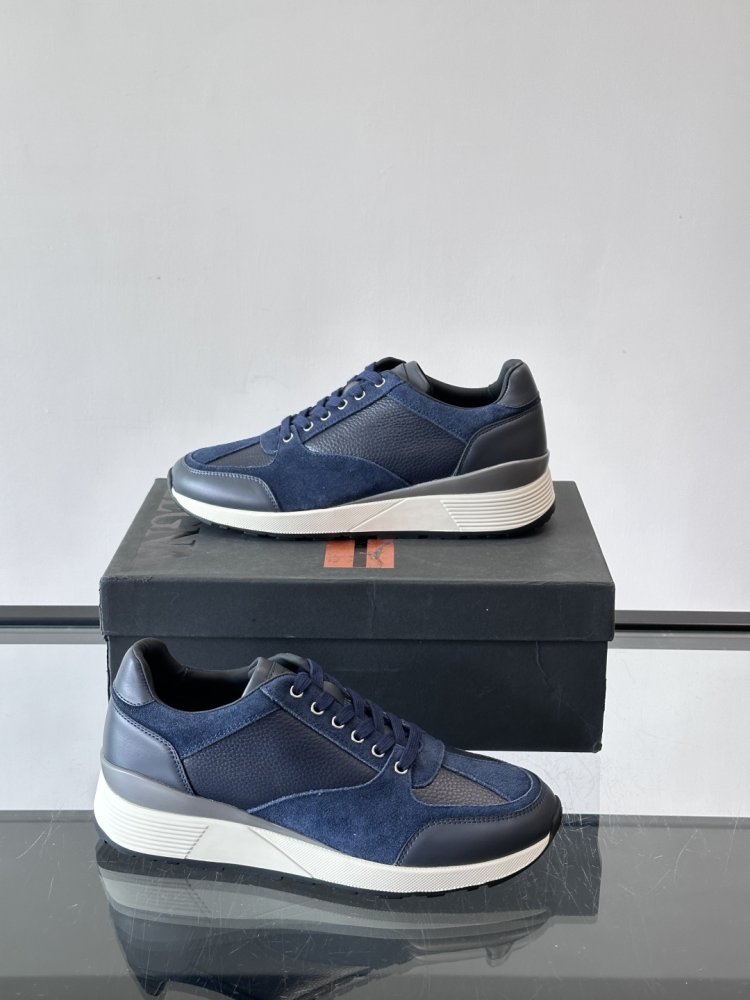 Кросівки фото 4