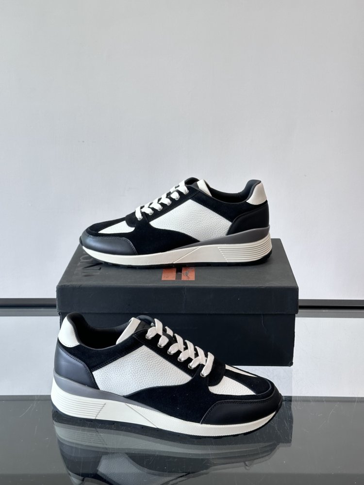 Кросівки фото 4