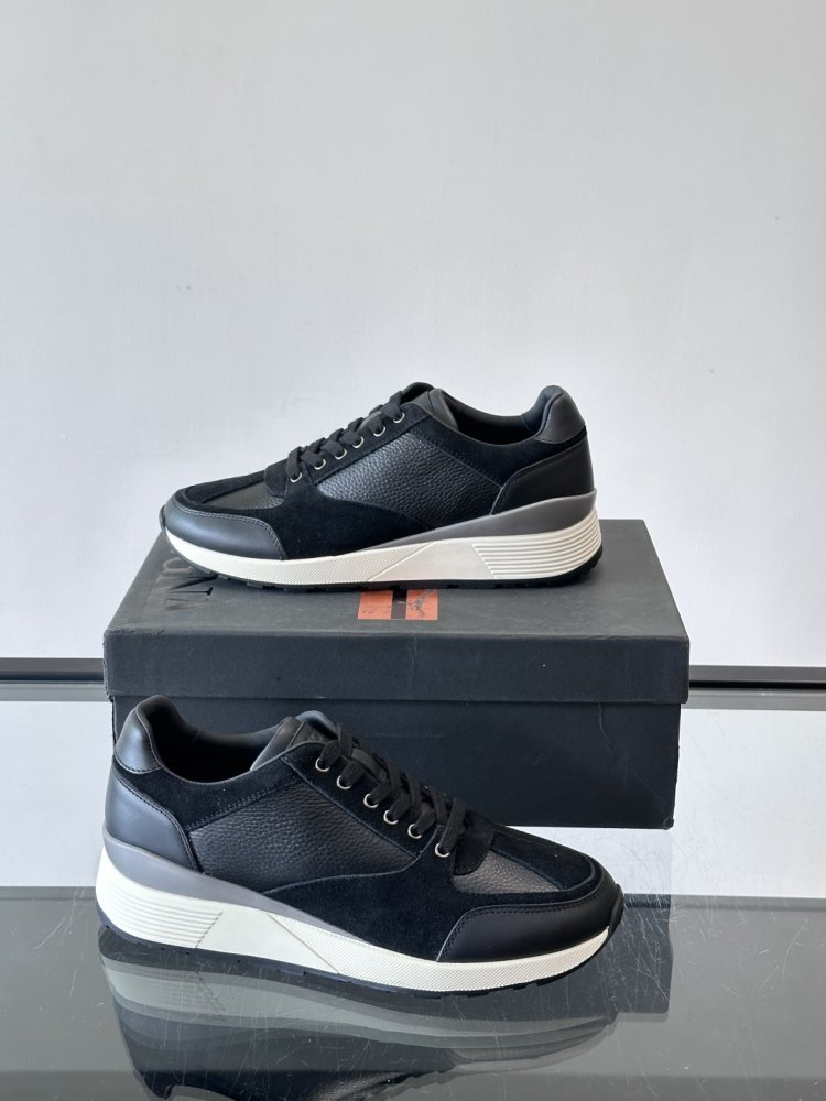 Кросівки фото 4