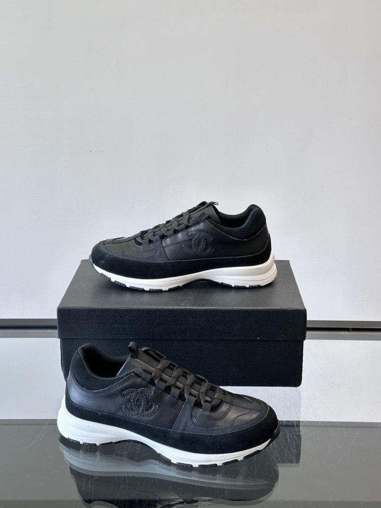 Кросівки фото 4