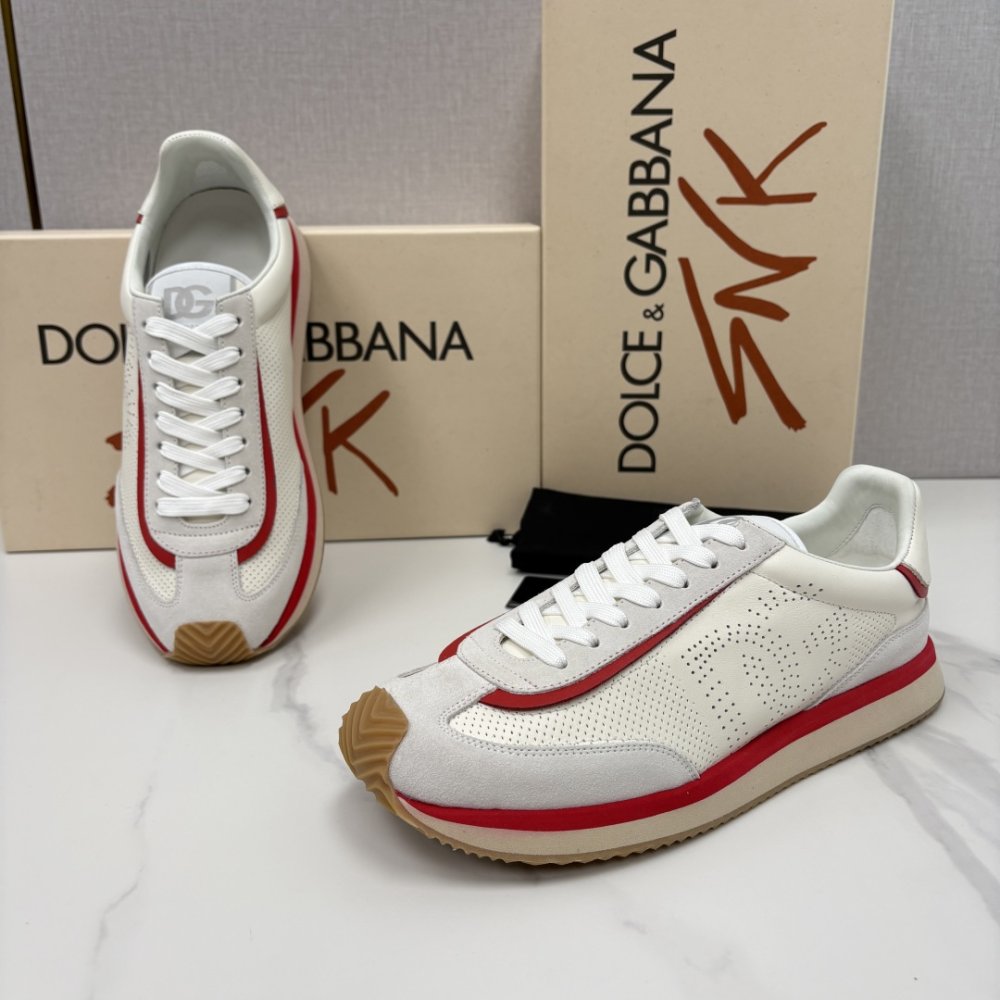 Кросівки фото 4