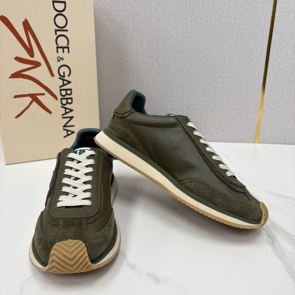 Кросівки фото 4