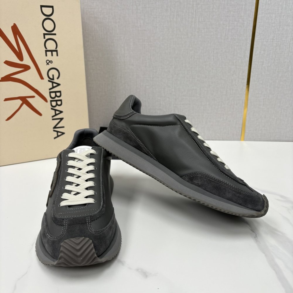 Кросівки фото 4