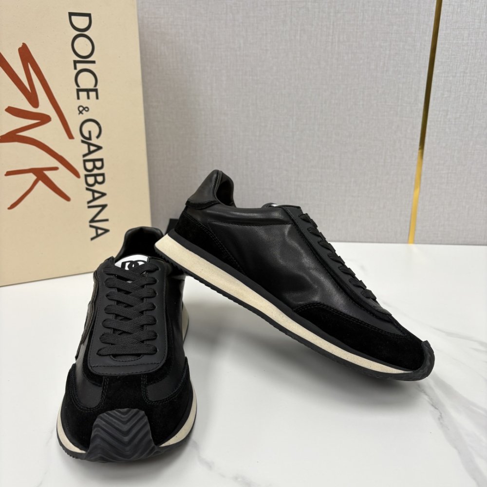 Кросівки фото 4