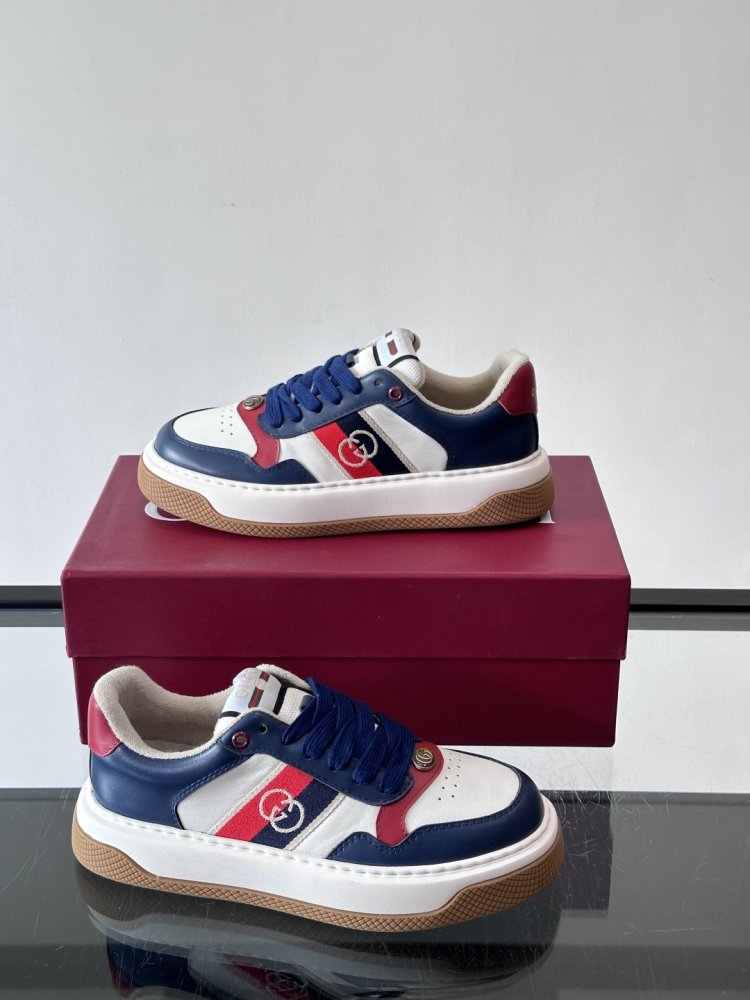 Кросівки фото 4