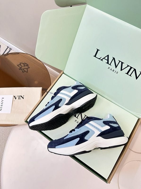 Кроссовки фото 5