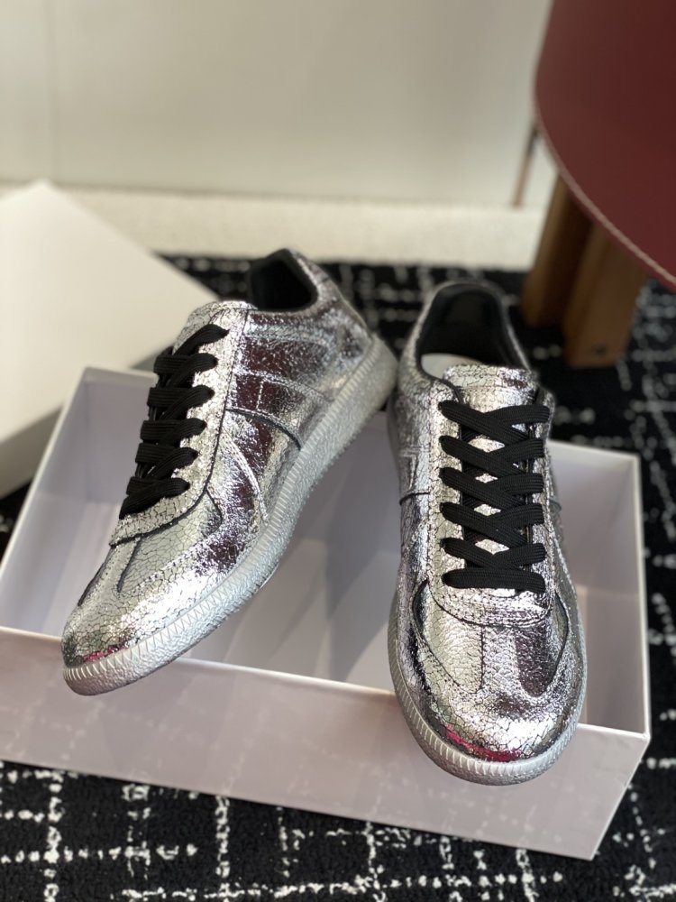 Кроссовки фото 5