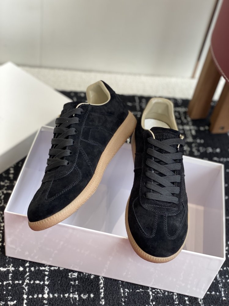 Кроссовки фото 5