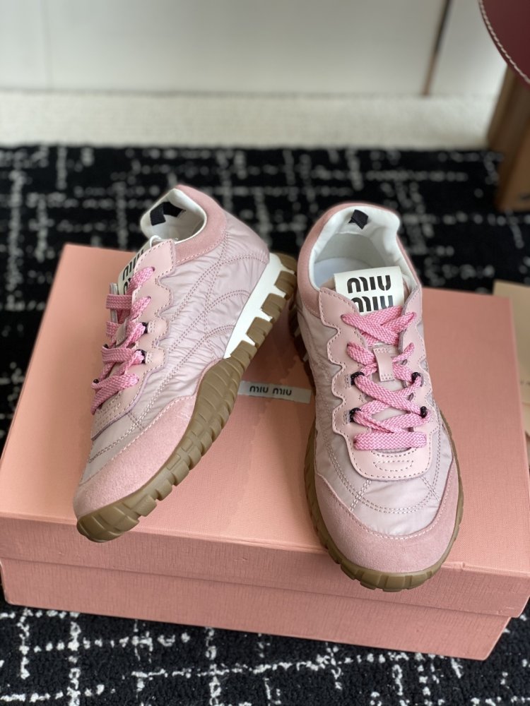 Кроссовки фото 5