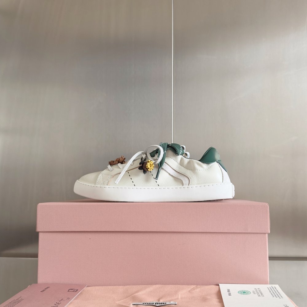 Кроссовки фото 5