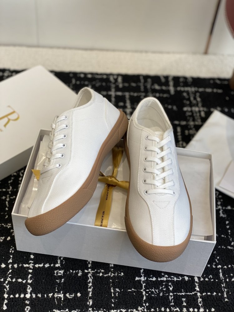 Кроссовки фото 5